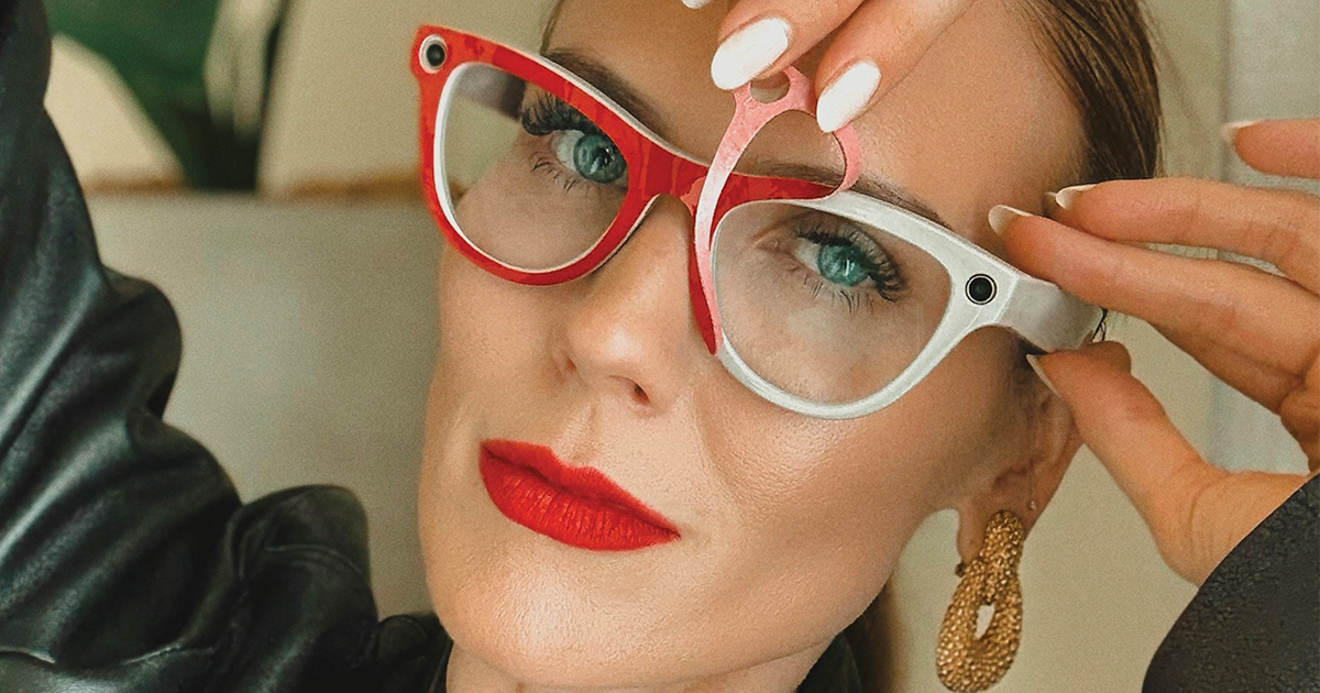How PaprDoll Eyewear Appliqués Work