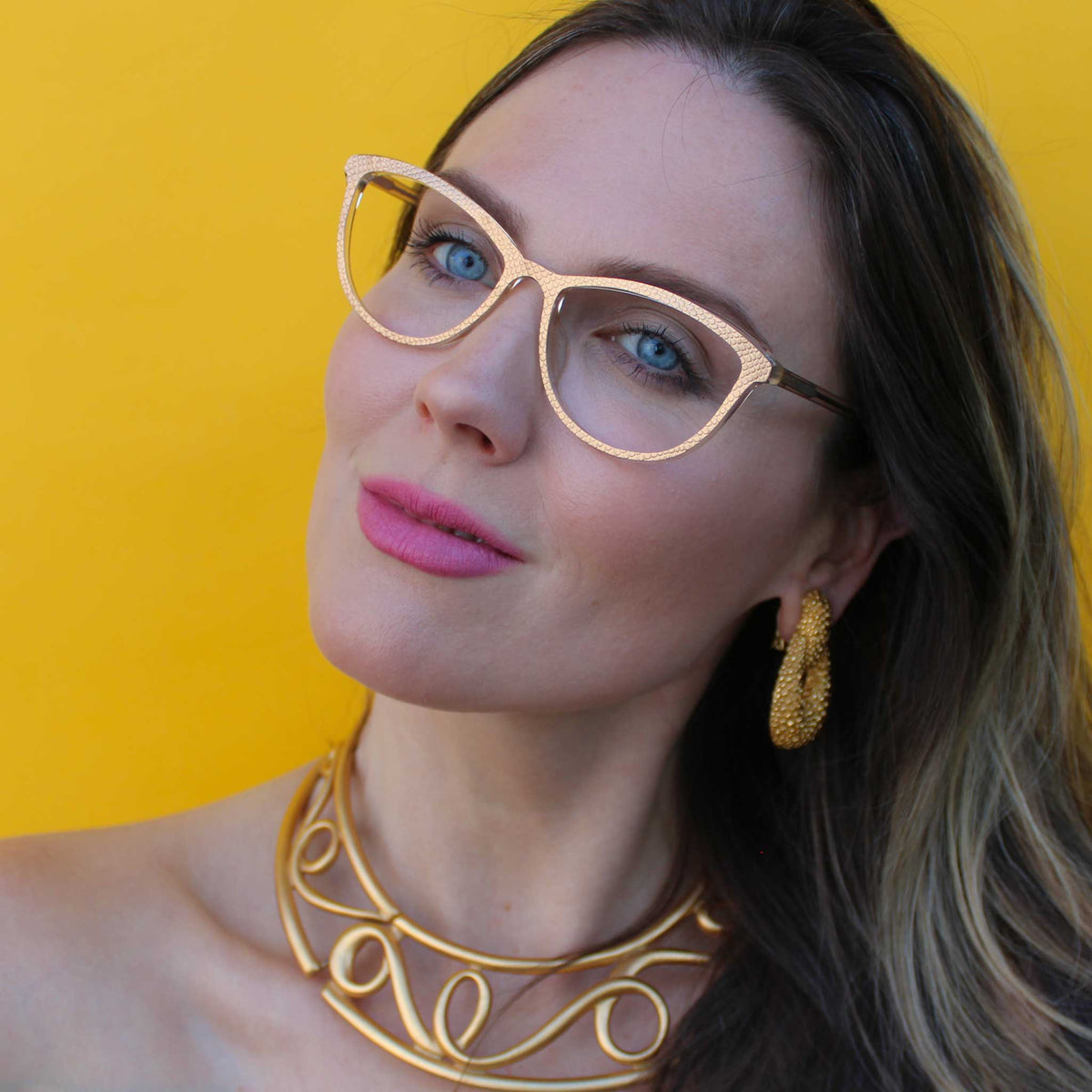 Louise Wide Glasses Appliqué