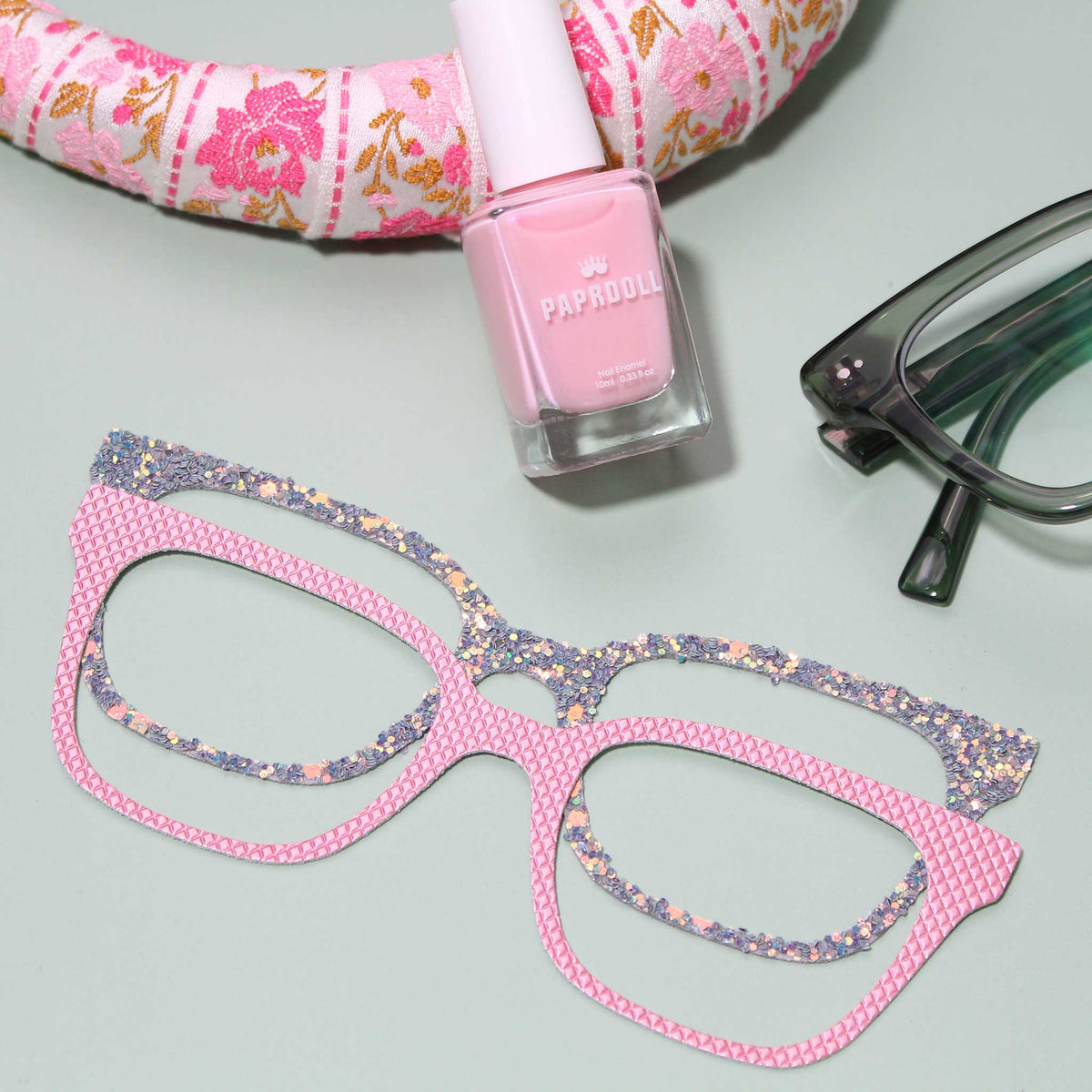 Beale Glasses Appliqué